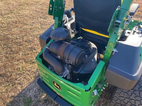 Image of John Deere Z960M equipment image 4