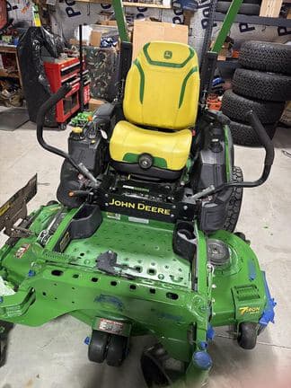Image of John Deere Z960M equipment image 3