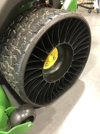 Image of John Deere Z970R equipment image 4