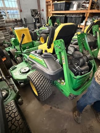 Image of John Deere Z970R equipment image 1