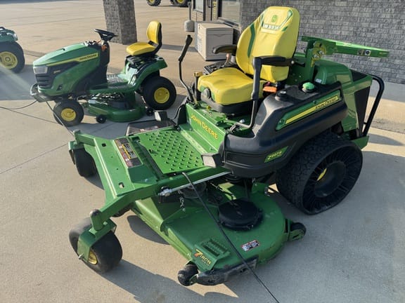 2023 John Deere Z997R Equipment Image0