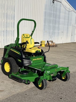 2023 John Deere Z997R Equipment Image0