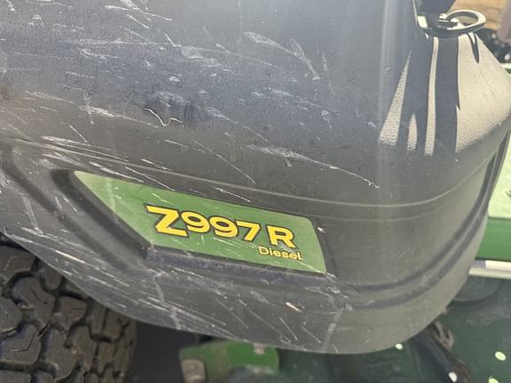 Image of John Deere Z997R equipment image 3