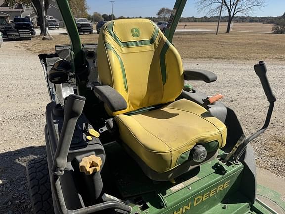 Image of John Deere Z997R equipment image 2