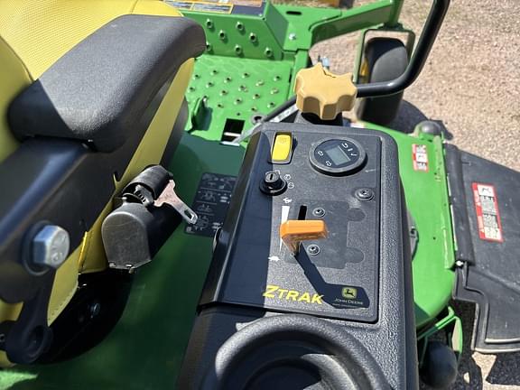 Image of John Deere Z997R equipment image 4