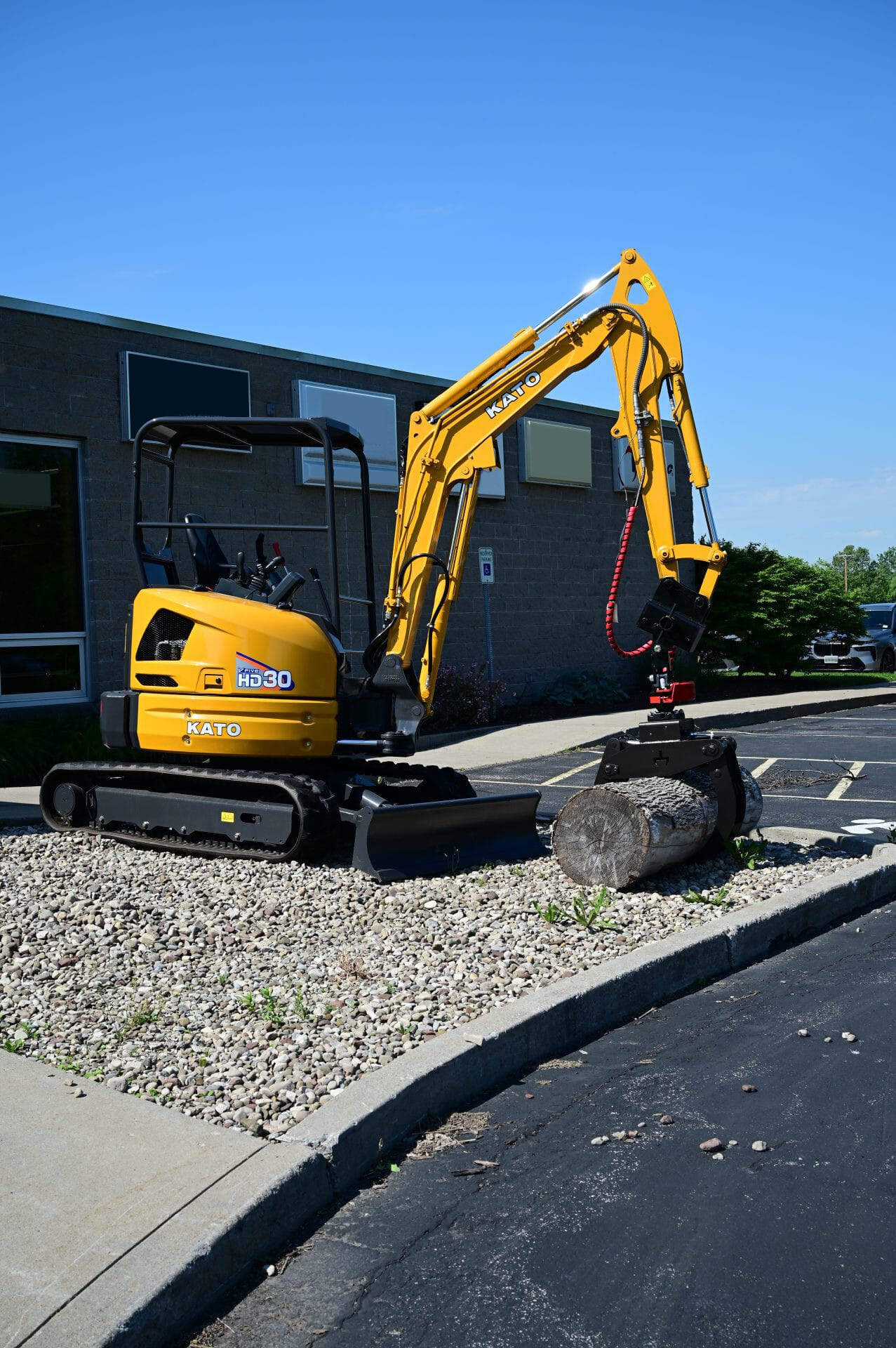 2023 Kato HD30V5 Equipment Image0