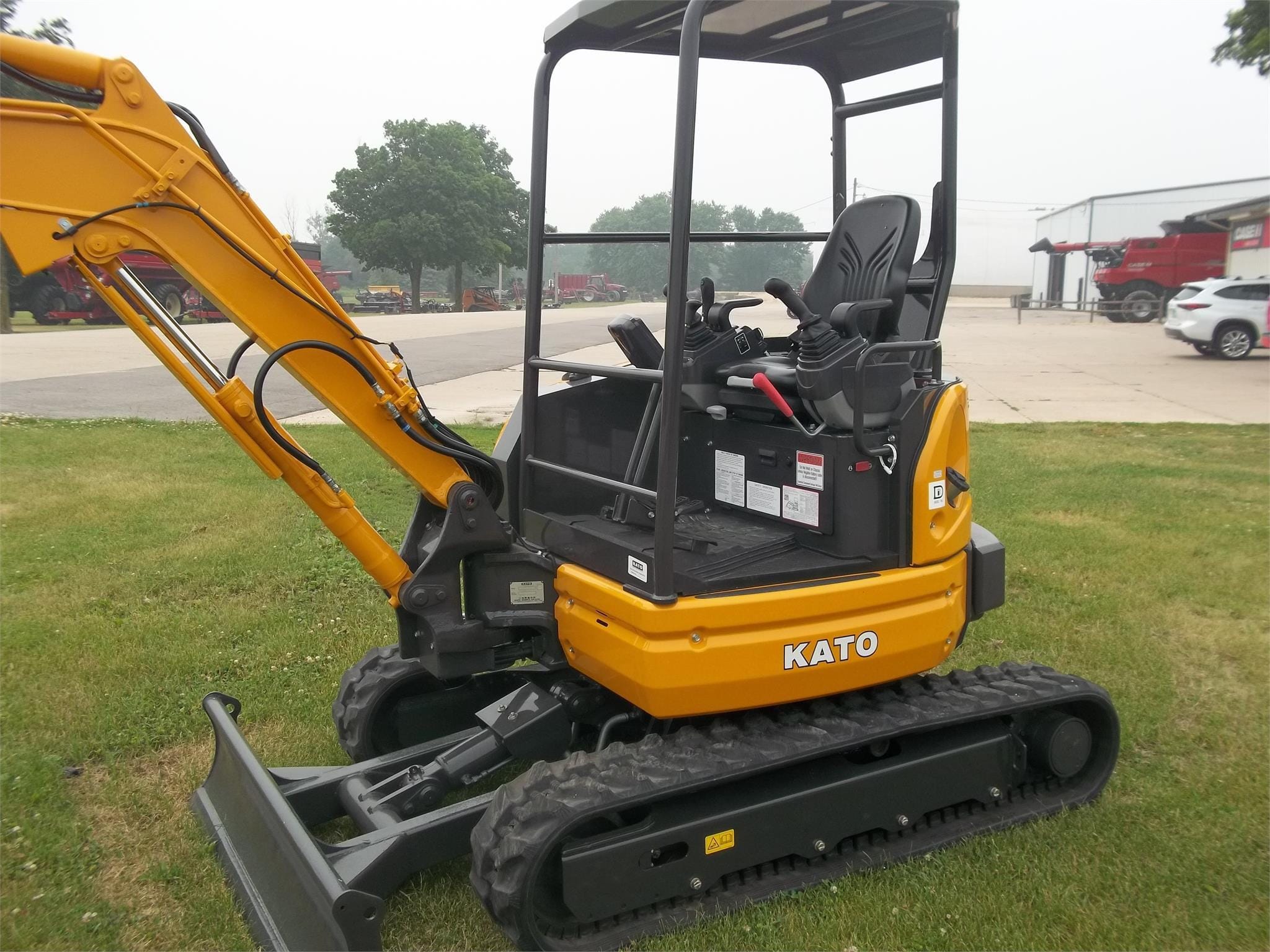 2023 Kato HD30V5 Equipment Image0