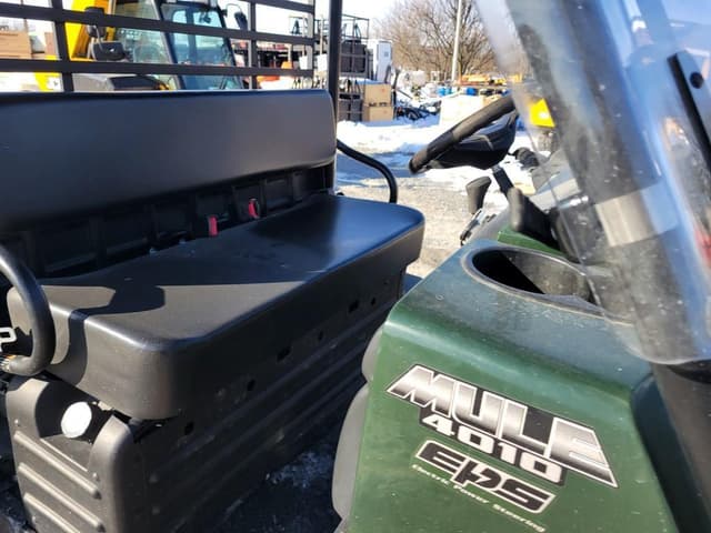 Image of Kawasaki Mule 4010 equipment image 2