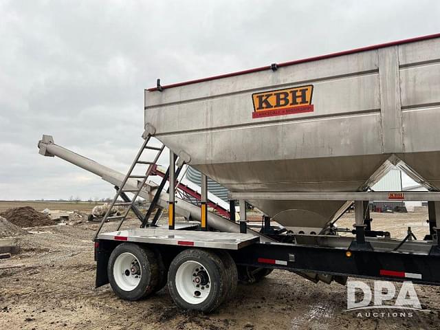 Image of KBH Fertilizer Chassis equipment image 2