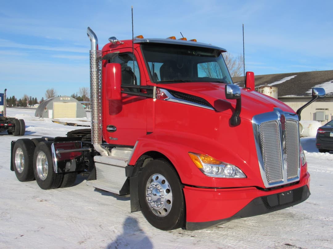 Image of Kenworth T680 Primary Image