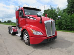 2023 Kenworth T680 Image