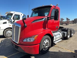 2023 Kenworth T680 Image