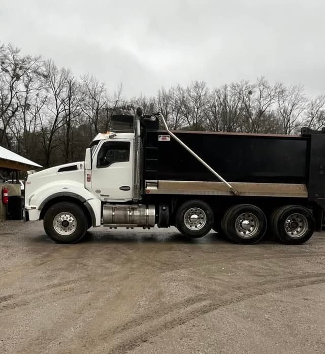 Image of Kenworth T880 equipment image 4