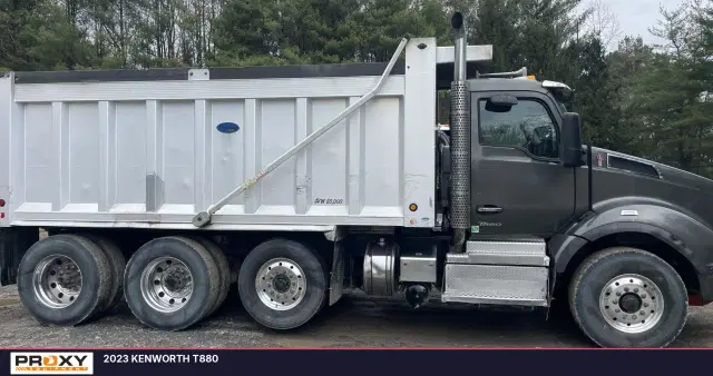 Image of Kenworth T880 equipment image 1