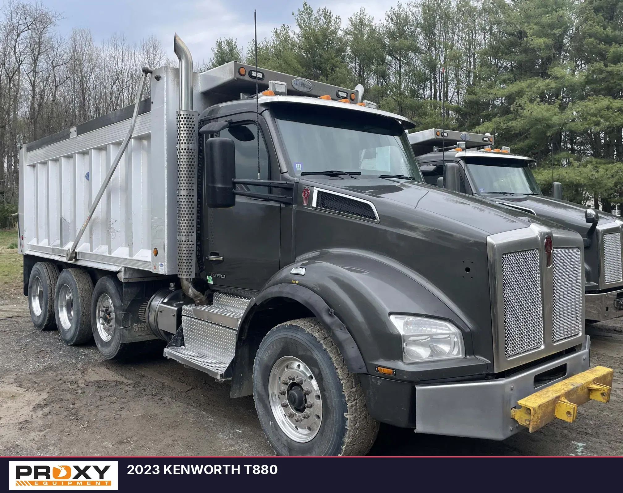 2023 Kenworth T880 Equipment Image0
