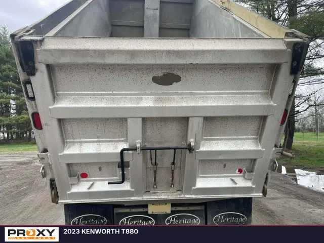 Image of Kenworth T880 equipment image 3