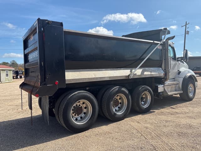 Image of Kenworth T880 equipment image 2