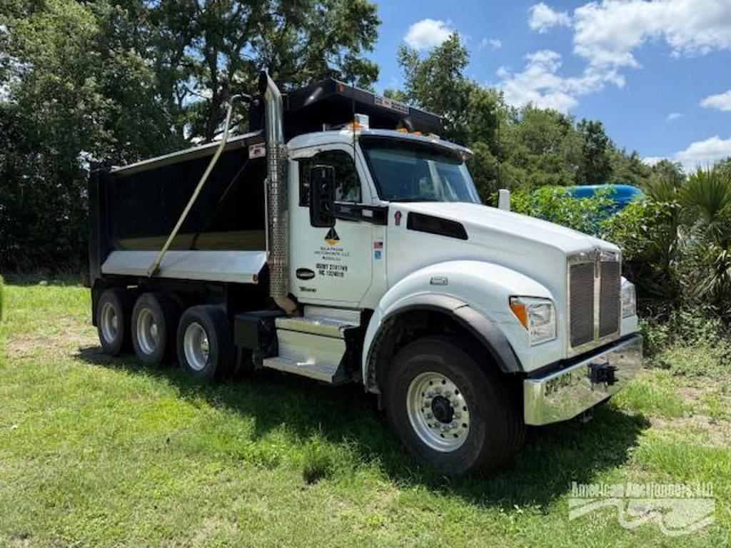 Image of Kenworth T880 Primary image
