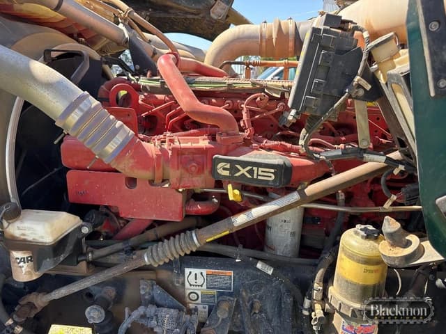 Image of Kenworth W900 equipment image 2
