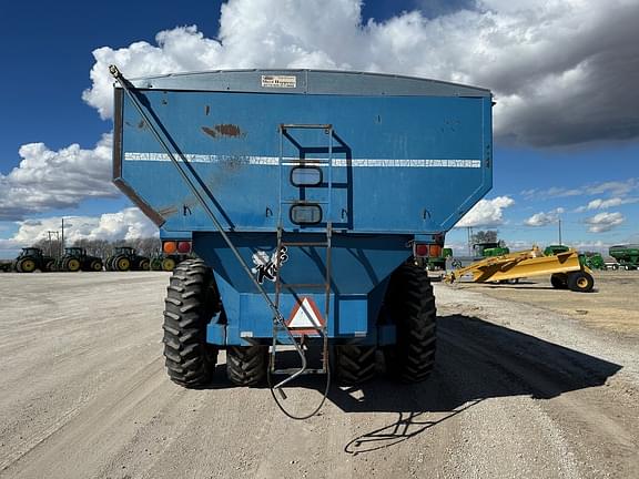 Image of Kinze 1040 equipment image 2