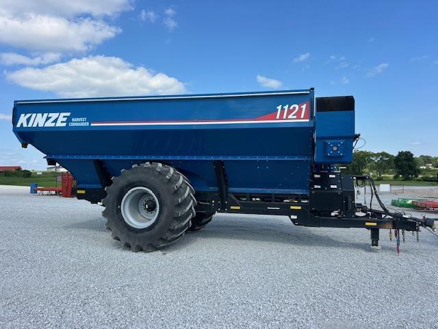 Image of Kinze 1121 equipment image 2