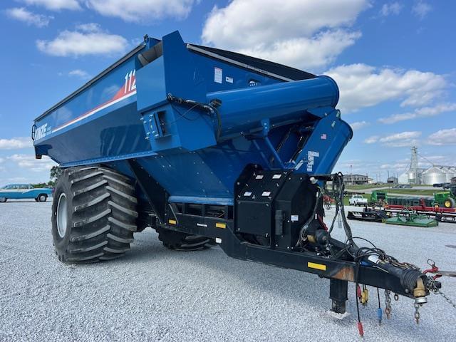 Image of Kinze 1121 equipment image 1
