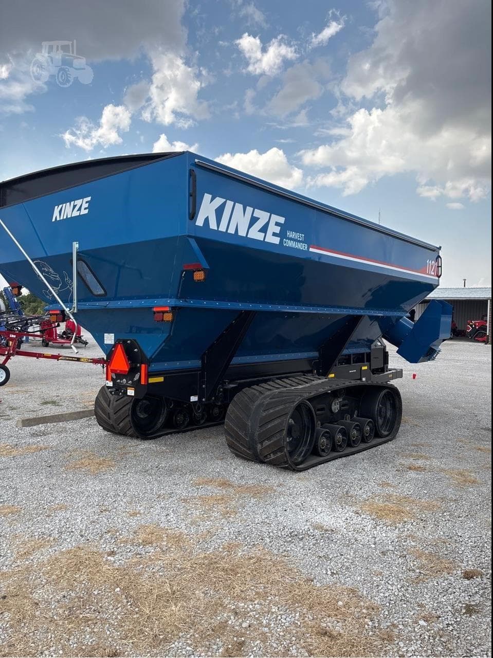 Image of Kinze 1121 Primary image