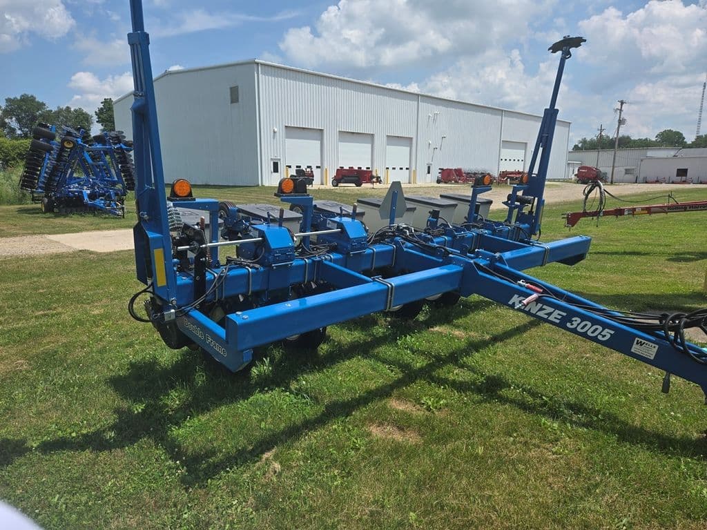 Image of Kinze 3005 Image 1