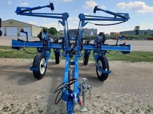 2023 Kinze 3205 Image