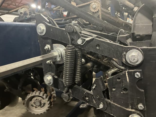 Image of Kinze 3505 equipment image 2