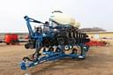 2023 Kinze 3505 Bulk Fill Planter Image