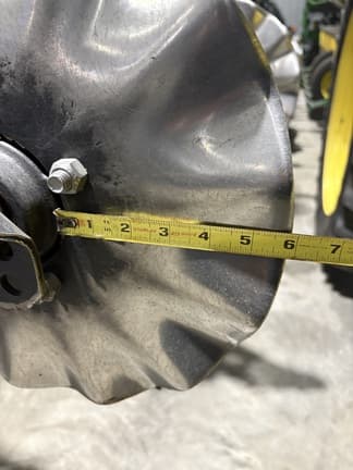 Image of Kinze 3605 equipment image 4