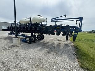 Main image Kinze 3665 17