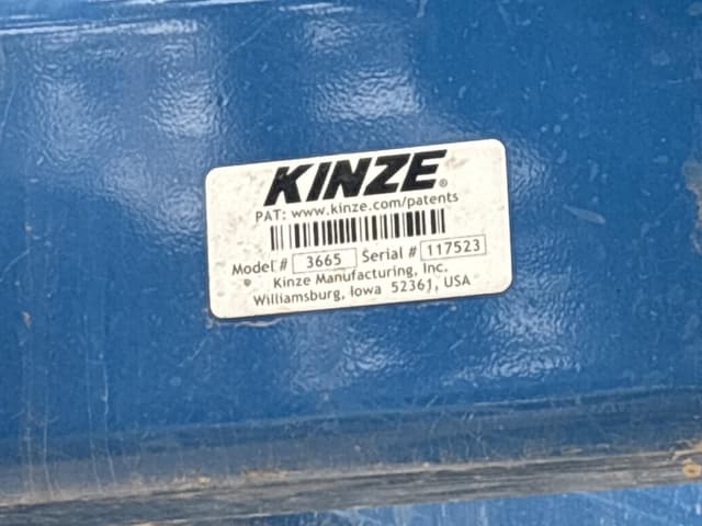 Image of Kinze 3665 equipment image 1