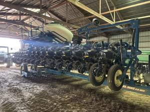 2023 Kinze 3665 Image