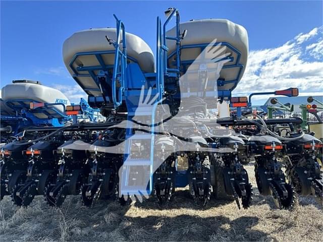 Image of Kinze 4705 equipment image 3