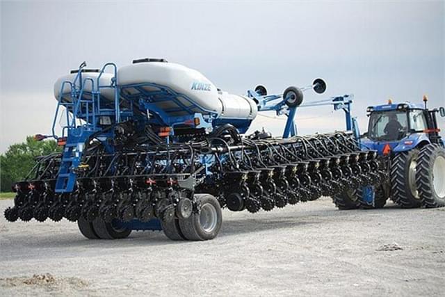 Image of Kinze 4705 equipment image 2