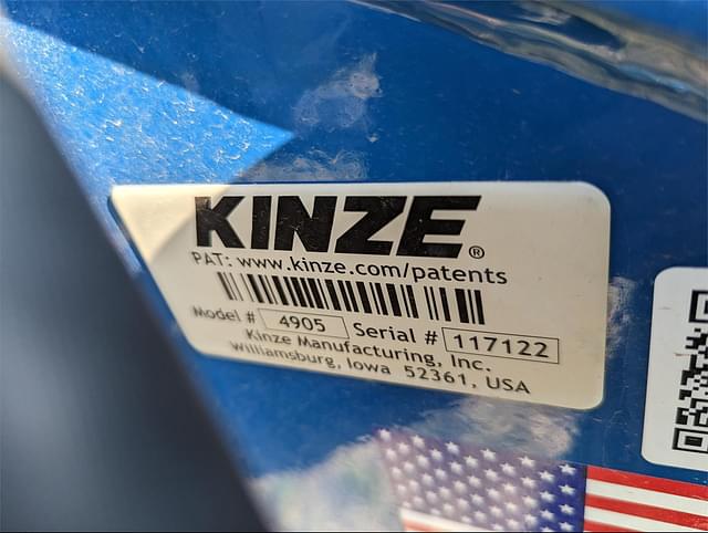 Image of Kinze 4905 equipment image 1