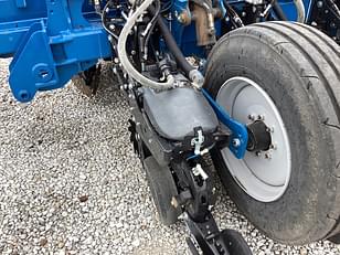 Main image Kinze 4905 23