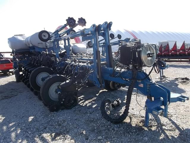 Image of Kinze 4905 equipment image 2