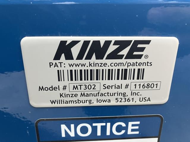 Image of Kinze Mach Till 302 equipment image 2