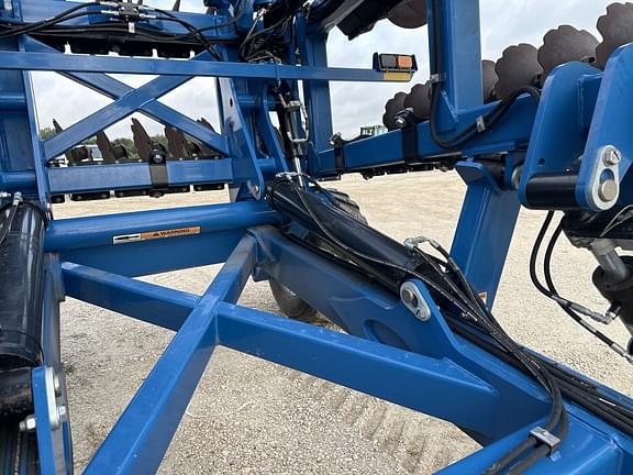 Image of Kinze Mach Till 302 equipment image 1