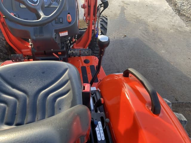 Image of Kioti CK3520 equipment image 2