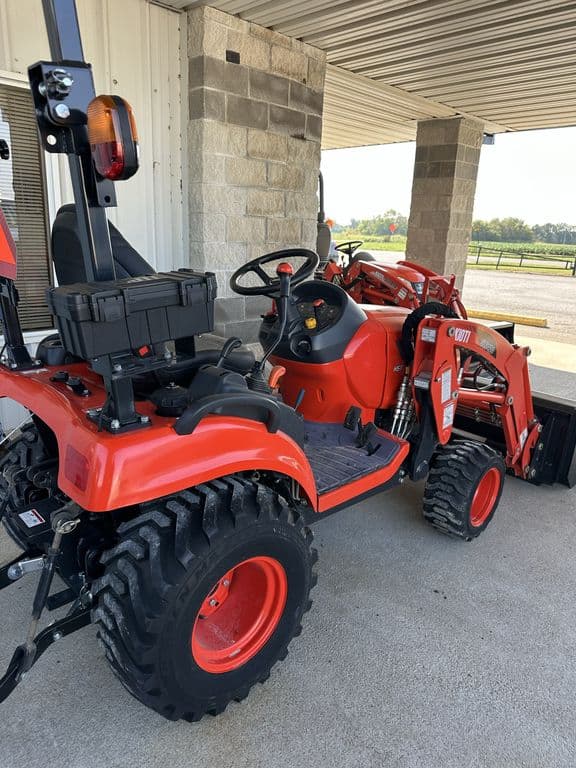 Image of Kioti CS2520 equipment image 3