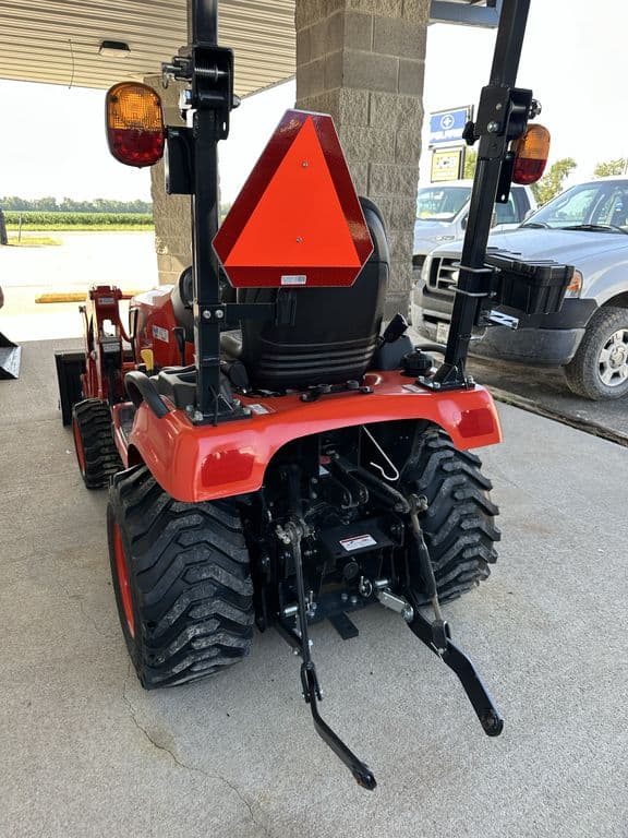 Image of Kioti CS2520 equipment image 2