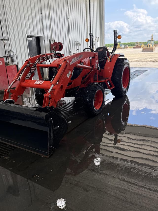 Image of Kioti DK5520 equipment image 1