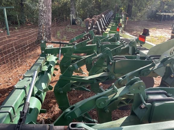 Image of KMC Undetermined equipment image 3