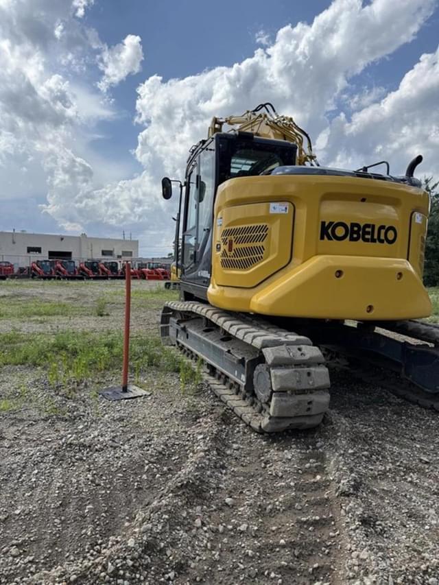 Image of Kobelco SK140SRLC-7 equipment image 3