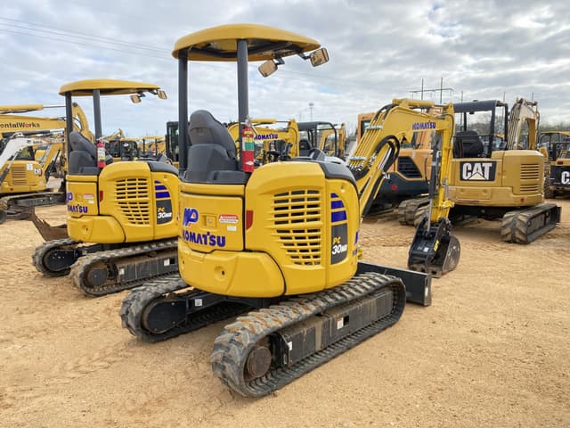 Image of Komatsu PC30MR-5 equipment image 2