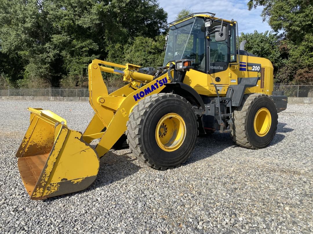 Image of Komatsu WA200-8 Primary image